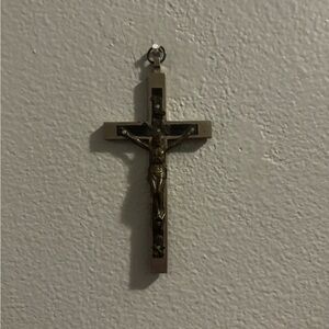 Silver Crucifix Pendant
